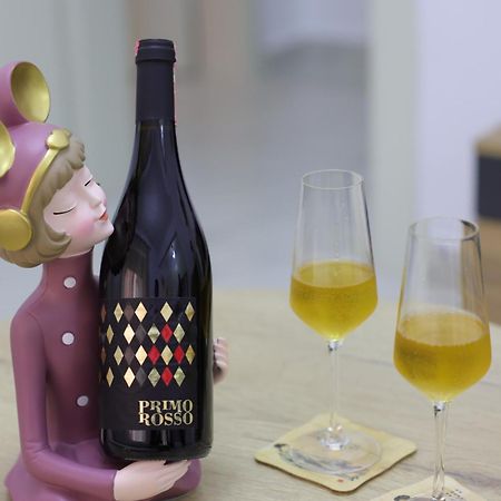 Nevi Apartment ティラナ エクステリア 写真
