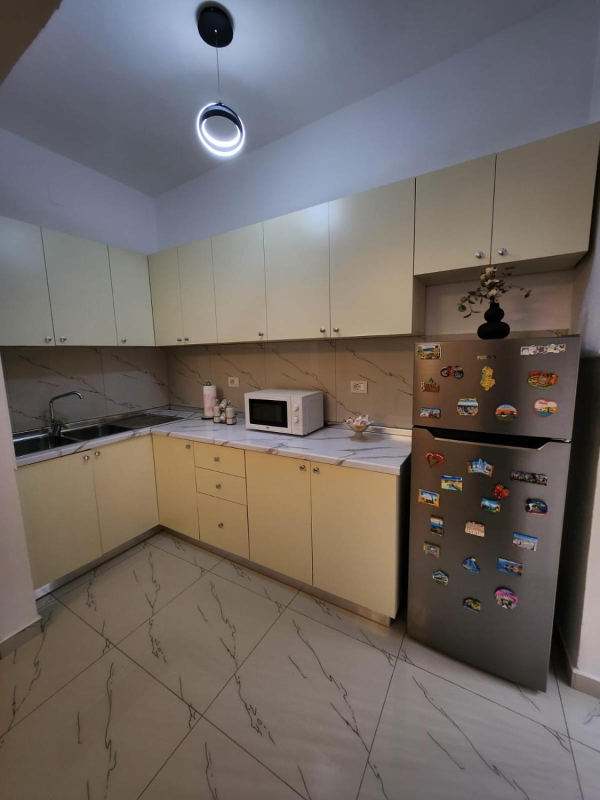 Nevi Apartment ティラナ エクステリア 写真