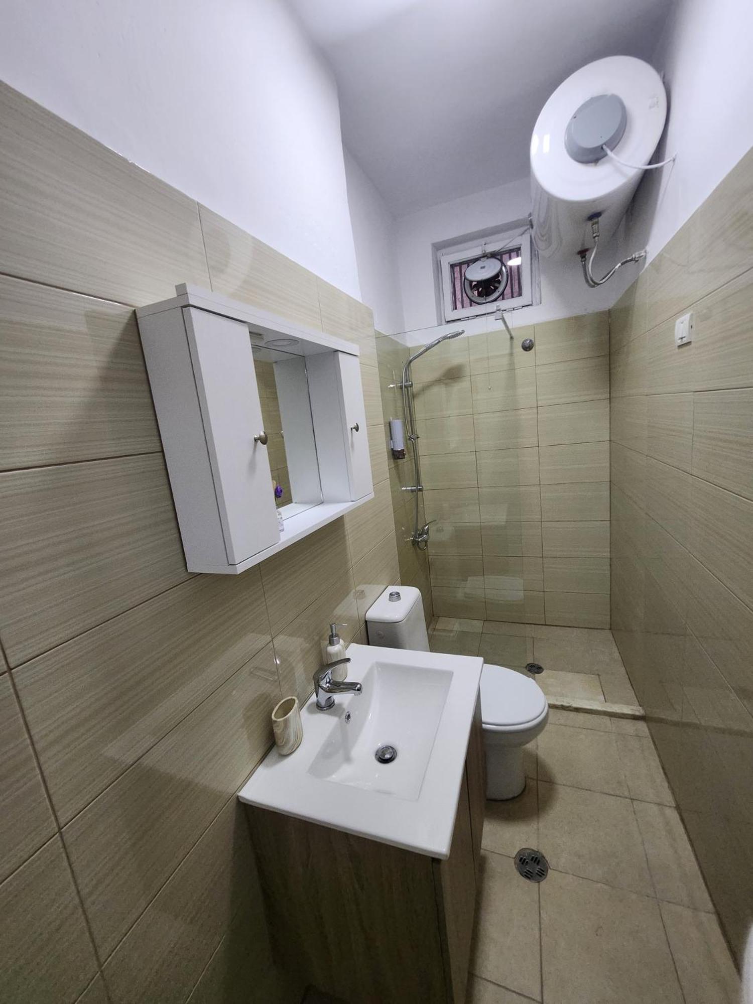 Nevi Apartment ティラナ エクステリア 写真