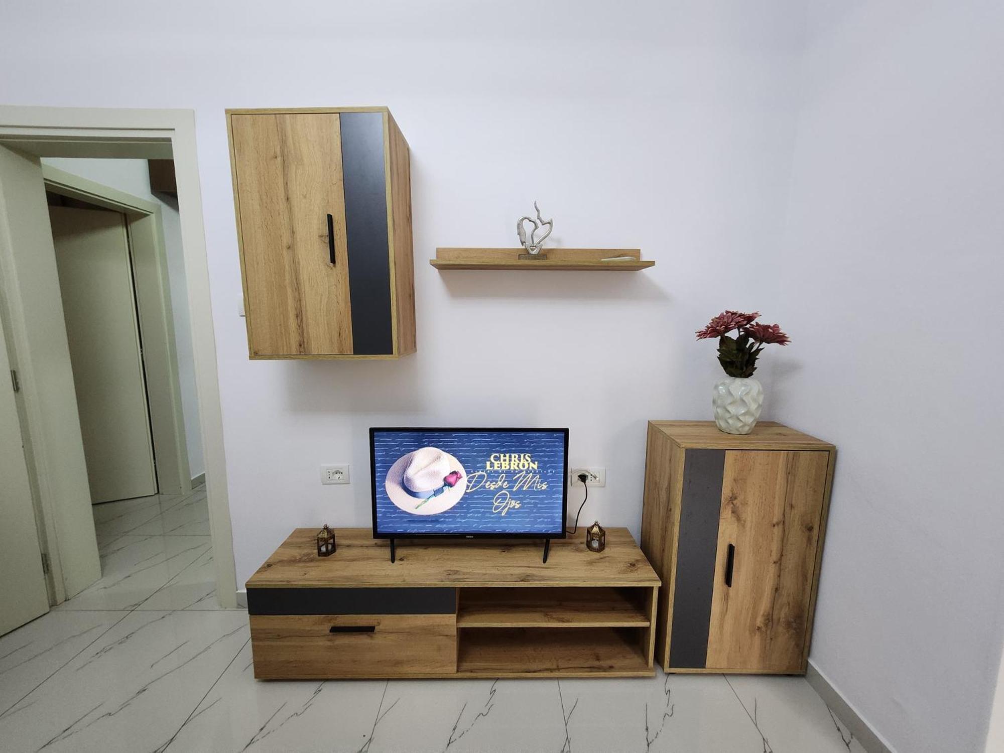Nevi Apartment ティラナ エクステリア 写真